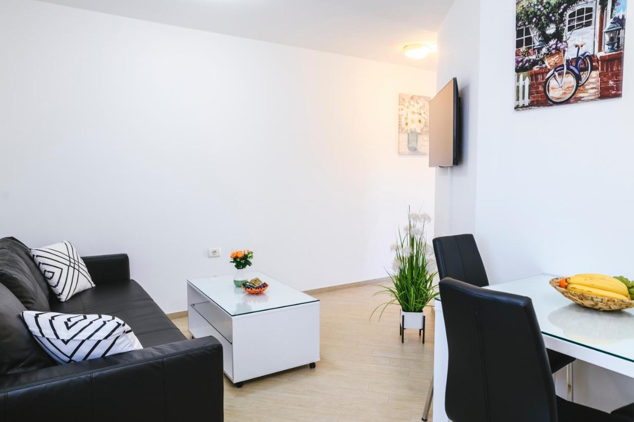 Apartments Mirela Koper Eksteriør bilde